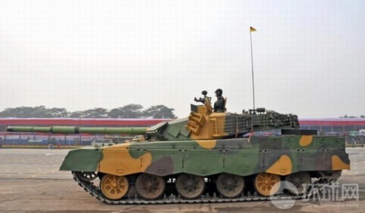 Xe tăng MBT-2000 của Trung Quốc đã bị Peru từ chối mua, vì không có động cơ